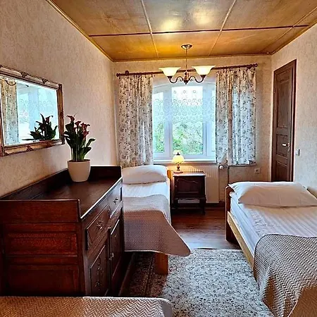 Hostel Kraavi Guest Kuressaare