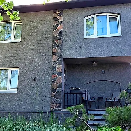 Kraavi Guest Hostel