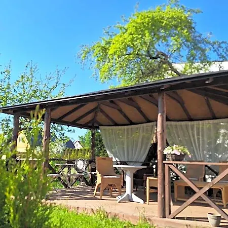 Hostel Kraavi Guest *
