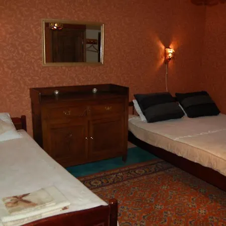 Kraavi Guest Hostel Kuressaare