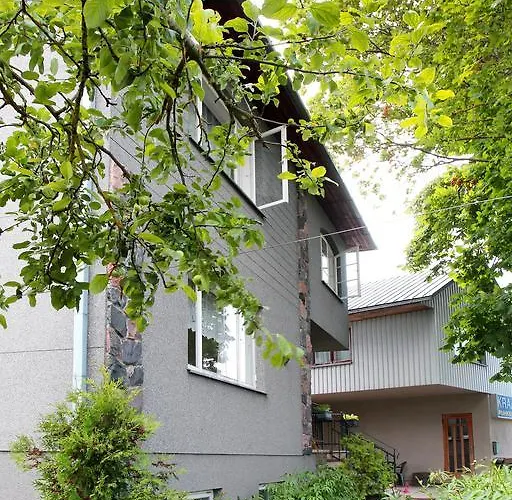 Hostel Kraavi Guest *